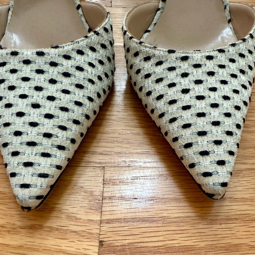 Manolo Blahnik Cream and Black pattern Heels - Picture 7 of 8
